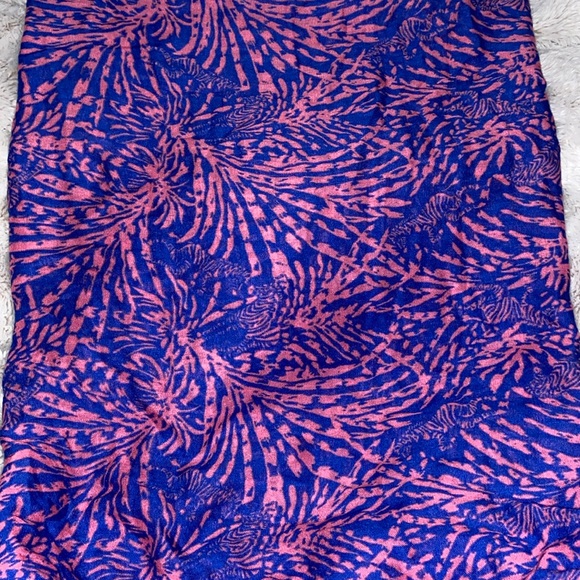 Liliy Pulitzer Infinity Scarf With Zebras - Picture 3 of 4